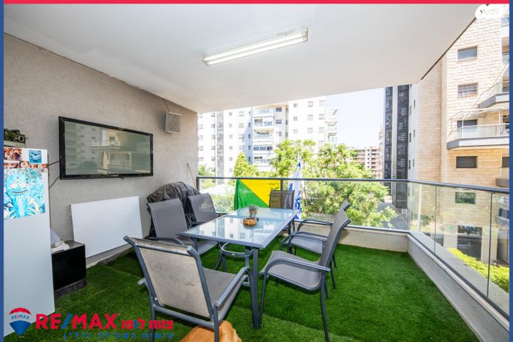 דירה, בני ישראל, עפולה