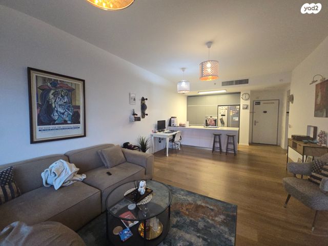 דירה, סיטי, גבעתיים