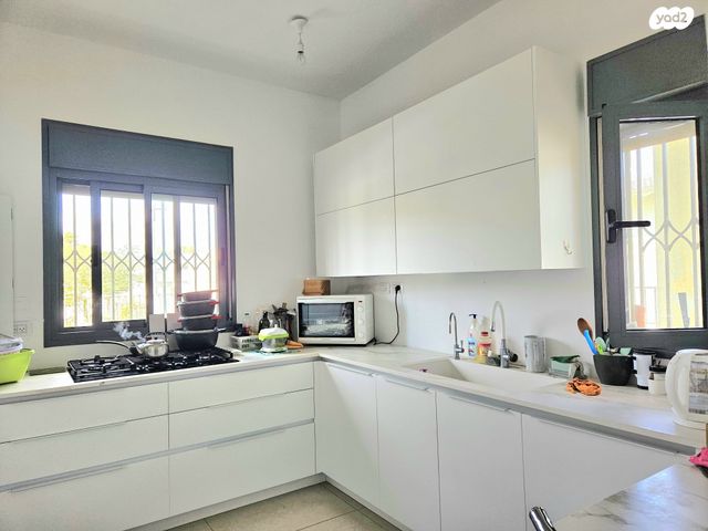 בית פרטי/ קוטג', כפר ורדים