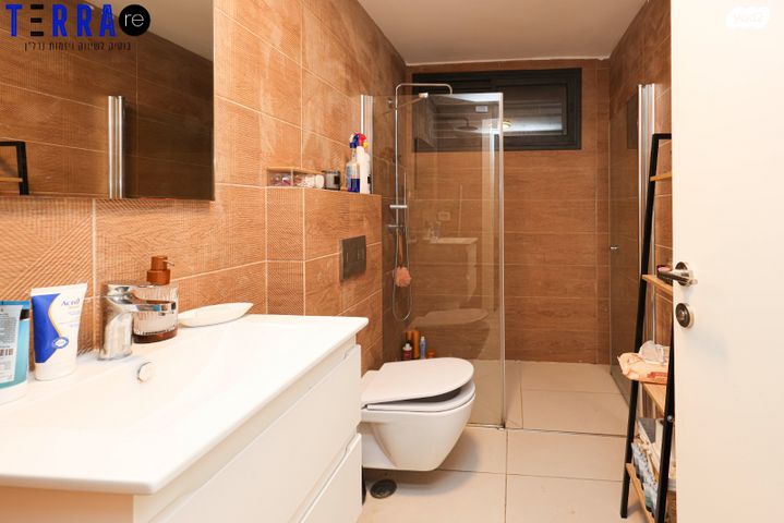 בית פרטי/ קוטג', חיים ארלוזורוב, נאות גנים, נתניה