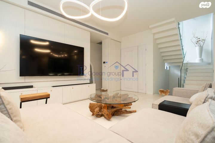 בית פרטי/ קוטג', הרינה 7, נוף הטיילת, נתניה