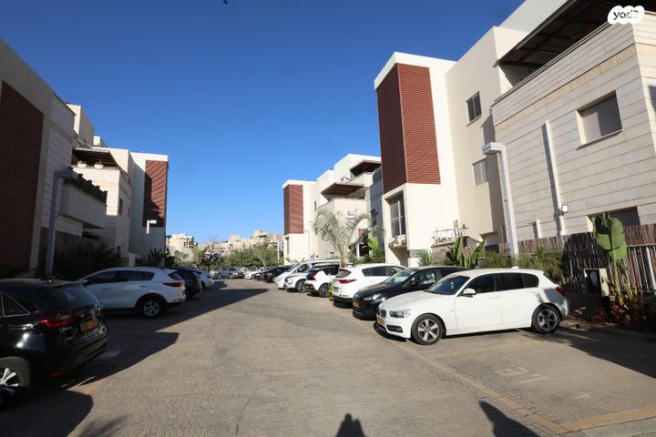 דירת גן, ליאו פיקרד 23, רמות הרכס, באר שבע