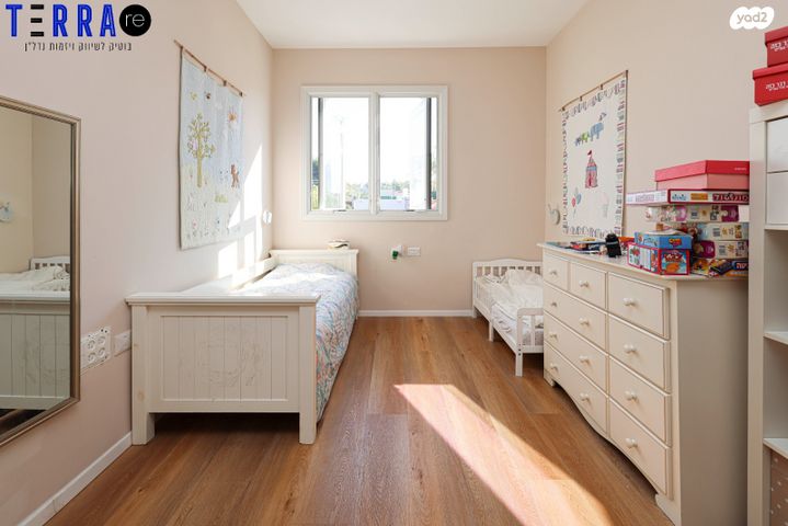 בית פרטי/ קוטג', חיים ארלוזורוב, נאות גנים, נתניה