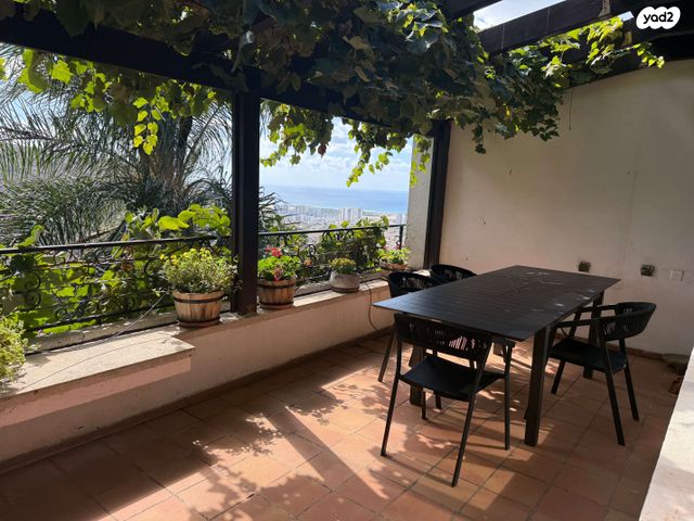 דו משפחתי, הוד הכרמל, דניה, חיפה