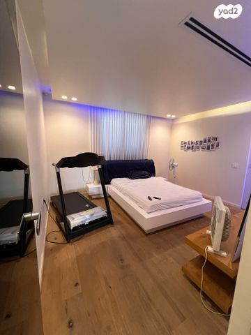 בית פרטי/ קוטג', ד"ר אליהו, קרית קריניצי, רמת גן