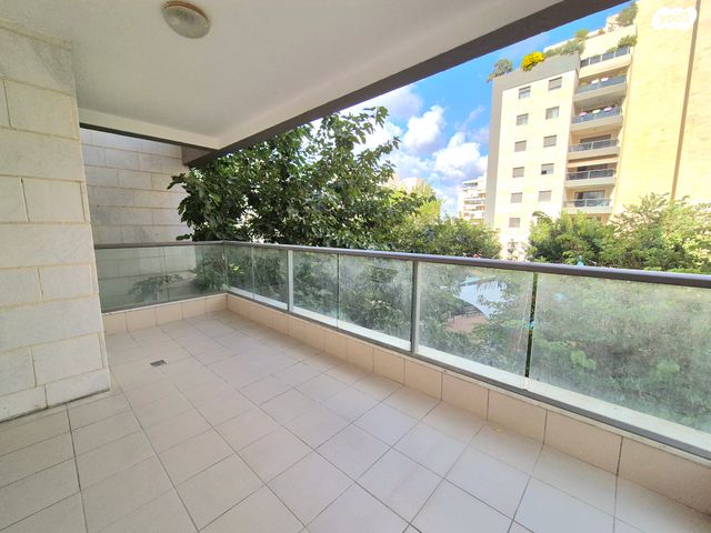 דירה, הרב יעקב ברמן 10, רחובות המדע, רחובות