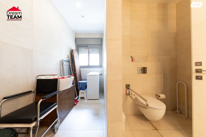 דירה, גלוסקין, ראשונים, ראשון לציון