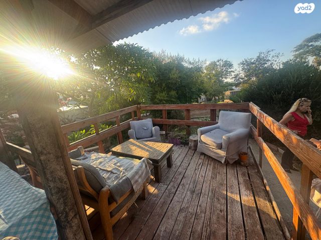 דו משפחתי, גבעת השקדים, סער, סער