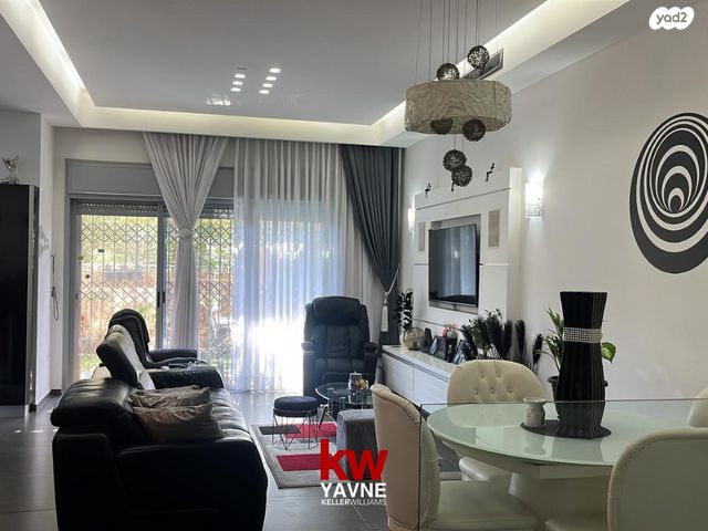 דירת גן, הצדף, נאות רבין, יבנה