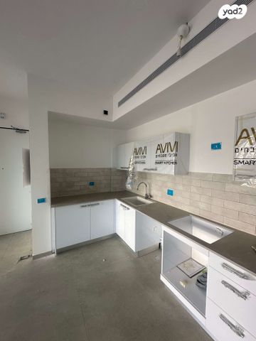 דירת גן, הרצליה הירוקה, נווה עובד, הרצליה