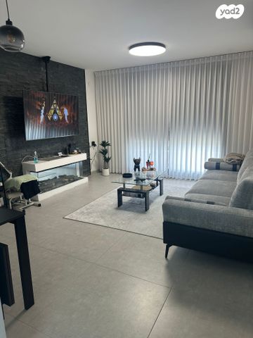 דירה, רמב"ם, כוכב הצפון, אשקלון