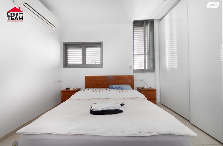 דירה, גלוסקין, ראשונים, ראשון לציון