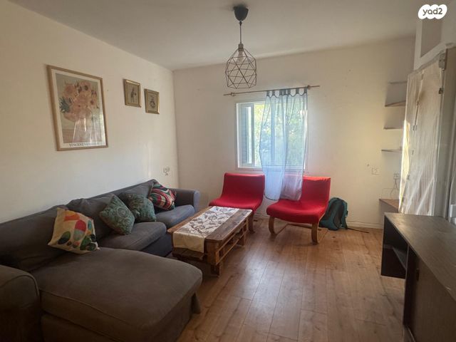 דו משפחתי, גבעת השקדים, סער, סער