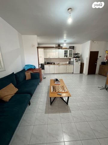 דירה, נאות רחל, חולון