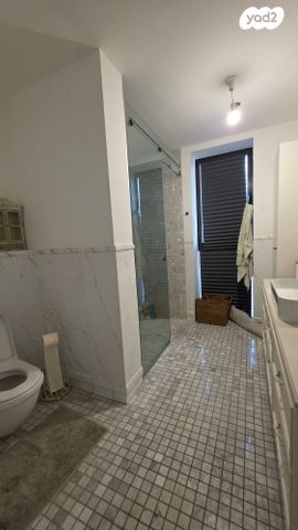 דירה, יבנה, אלון, רמת השרון