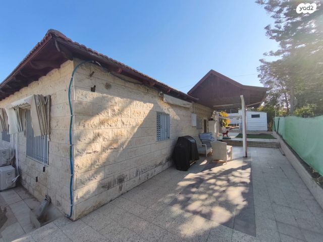 גג/ פנטהאוז, יחזקאל הנביא, שיכוני המזרח, ראשון לציון