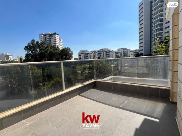 דירת גן, הצדף, נאות רבין, יבנה