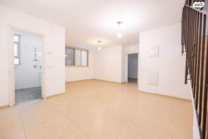 דירת גן, אלוף דוד 151, רמת חן, רמת גן