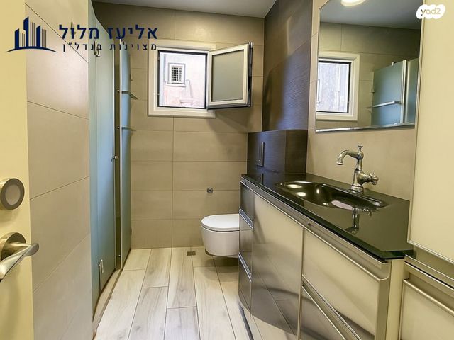 דירה, מנדלי מוכר ספרים, לב העיר, בת ים