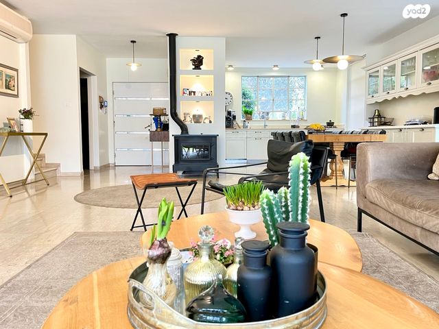 בית פרטי/ קוטג', קדימה צורן