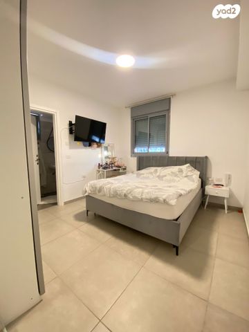 דירה, משה לוי, נאות שמיר, רמלה