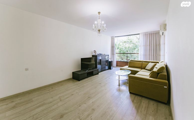 דירה, רחל המשוררת 11, עין גנים, פתח תקווה