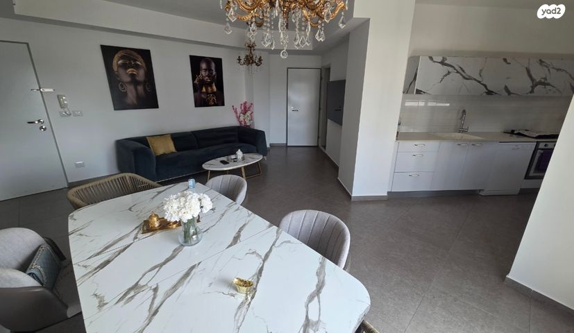 דירה, צאלה, גדרה הצעירה, גדרה