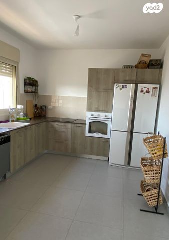 דירה, סנונית, גבעת אלונים, קרית אתא