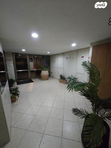 דירה, בר ניסן 27, נווה זאב, נאות אילן, באר שבע