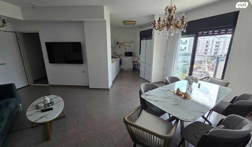 דירה, צאלה, גדרה הצעירה, גדרה