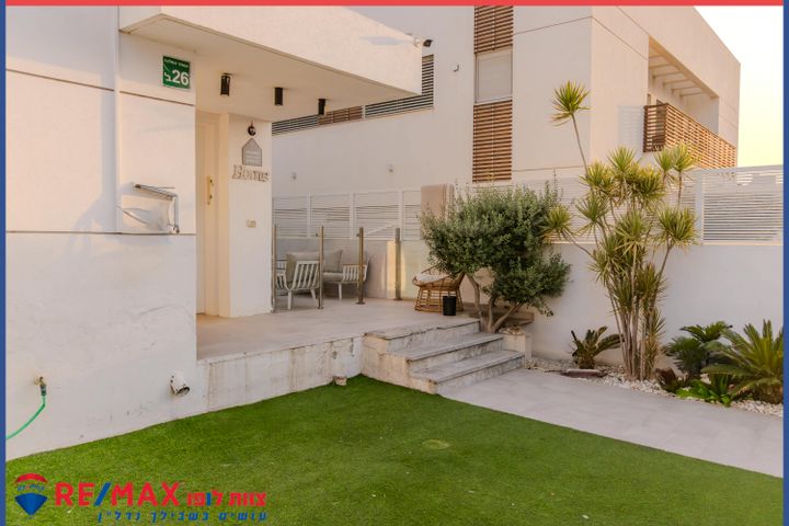 דו משפחתי, אסתר המלכה, רובע יזרעאל סביוני העמק, עפולה