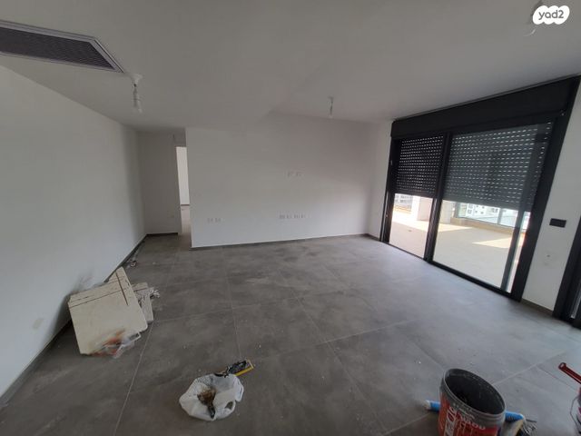 גג/ פנטהאוז, אור ים, אור עקיבא