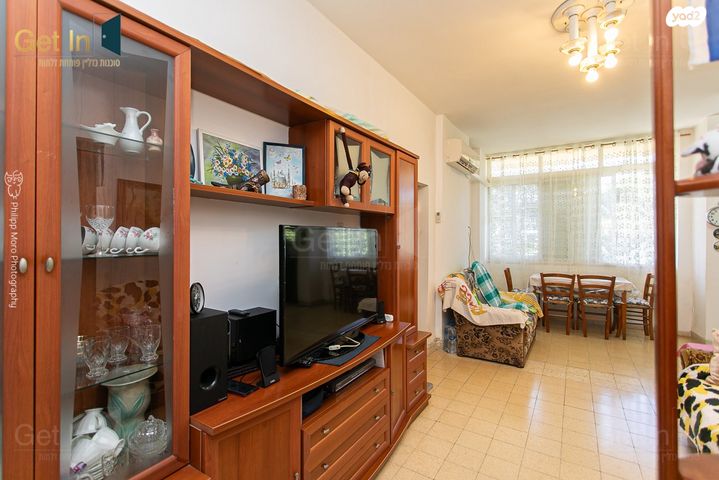 דירה, יצחק שדה 39, המושבה הגרמנית, חיפה