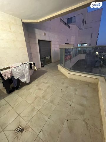 דירה, נתיבות