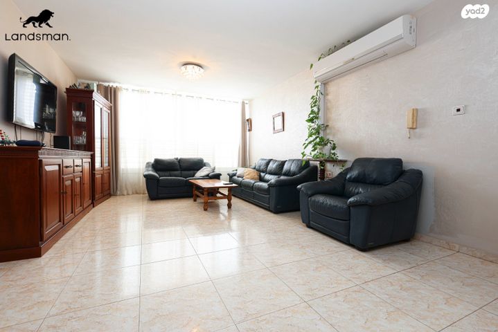 דירה, האר"י 18, רמת חן ובן ציון, נתניה