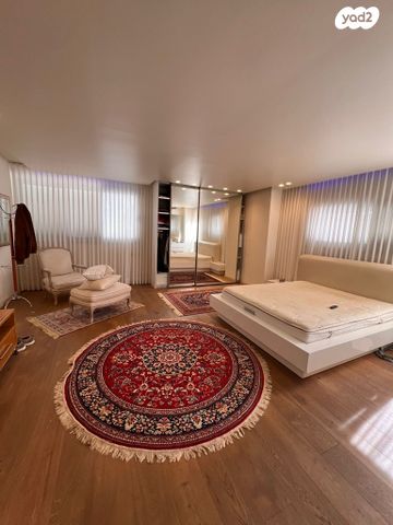 בית פרטי/ קוטג', ד"ר אליהו, קרית קריניצי, רמת גן