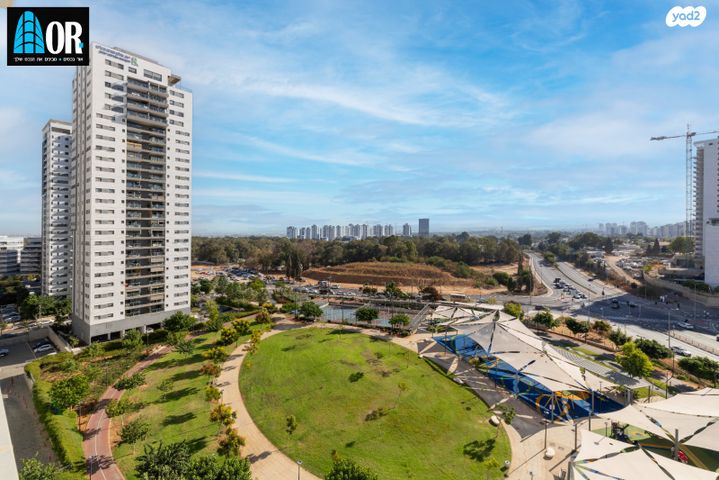 דירה, חיים חפר, הרקפות, ראשון לציון