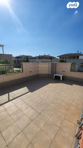 בית פרטי/ קוטג', בית דגן, בית דגן