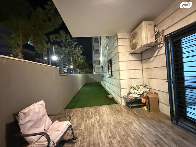 דירת גן, אריאל שרון, נווה שרון / שער העיר, נתיבות