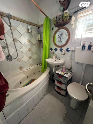 דירה, החשמל 74, נווה פז, חיפה