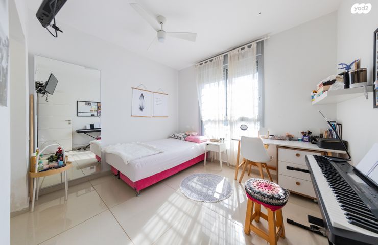 דופלקס, גולדה מאיר 17, מתחם 1200, הוד השרון