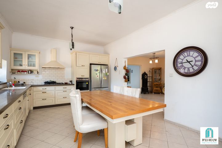 בית פרטי/ קוטג', פרדס חנה כרכור