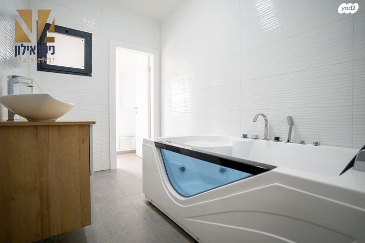 דו משפחתי, נחום 7, שעריה, פתח תקווה