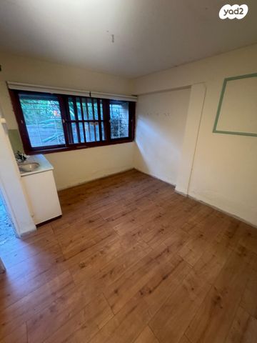 דו משפחתי, גבעת השקדים, סער, סער