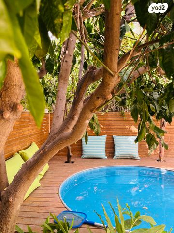 דו משפחתי, הנשר, בנה ביתך, קדימה צורן