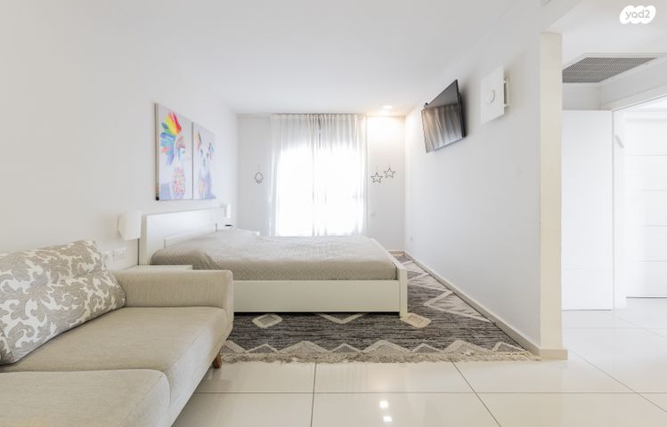 דופלקס, גולדה מאיר 17, מתחם 1200, הוד השרון