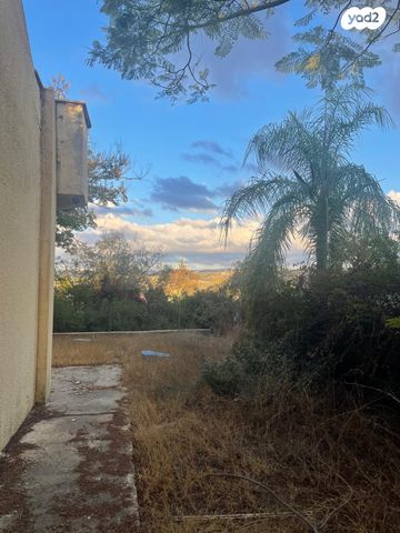 בית פרטי/ קוטג', בית אריה / עופרים