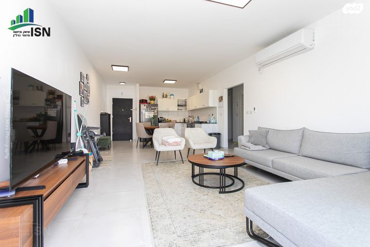 דירה, יקינטון, רמת אלמוגי, חיפה