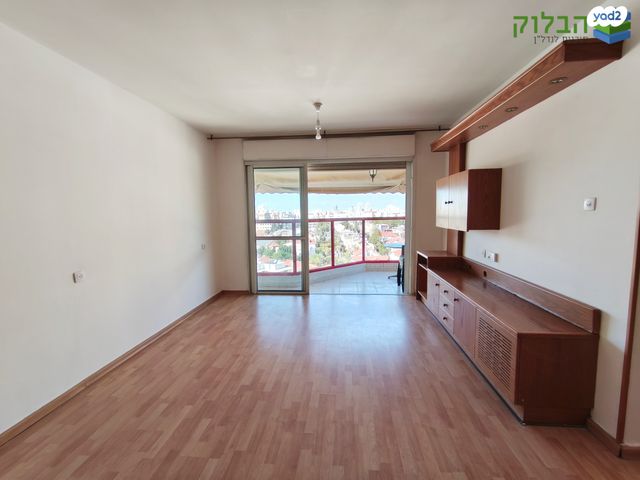 רביבים, גני ראשון