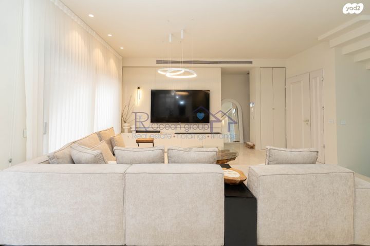 בית פרטי/ קוטג', הרינה 7, נוף הטיילת, נתניה